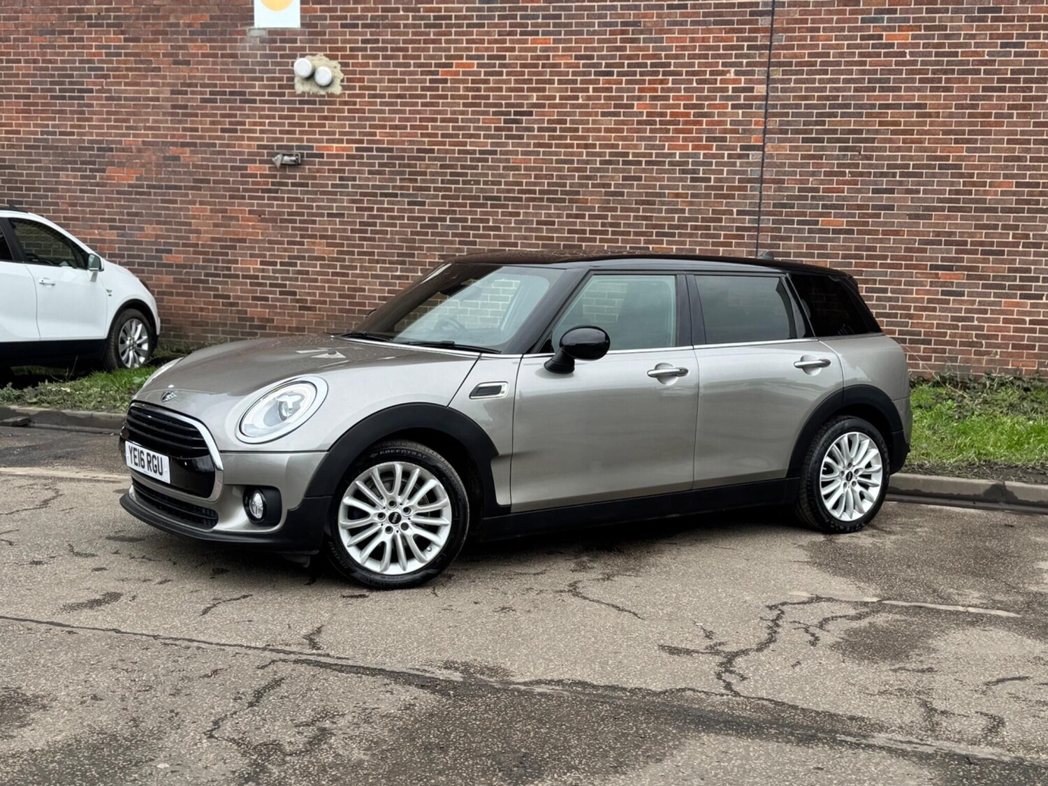 Used MINI Clubman 2016 for sale - 77909199: Photo 11