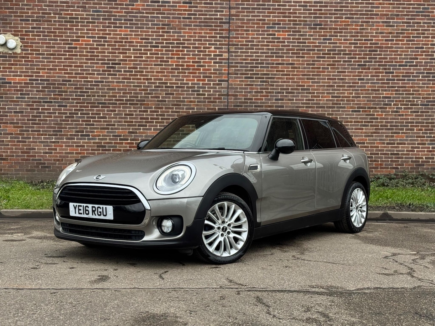 Used MINI Clubman 2016 for sale - 77909199: Photo 2