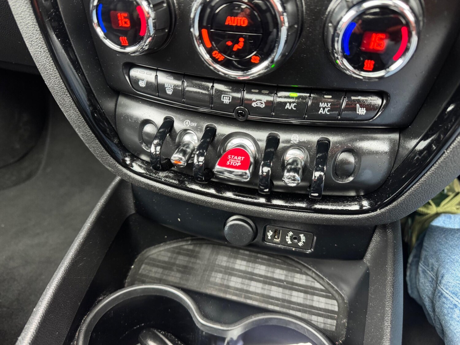 Used MINI Clubman 2016 for sale - 77909199: Photo 24