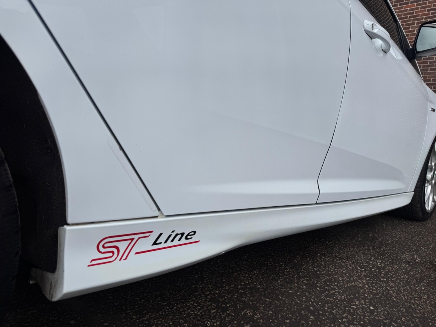 Used Ford Focus 2017 for sale - 77853659: Photo 13