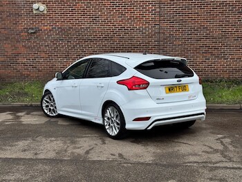 Used Ford Focus 2017 for sale - 77853659: Photo