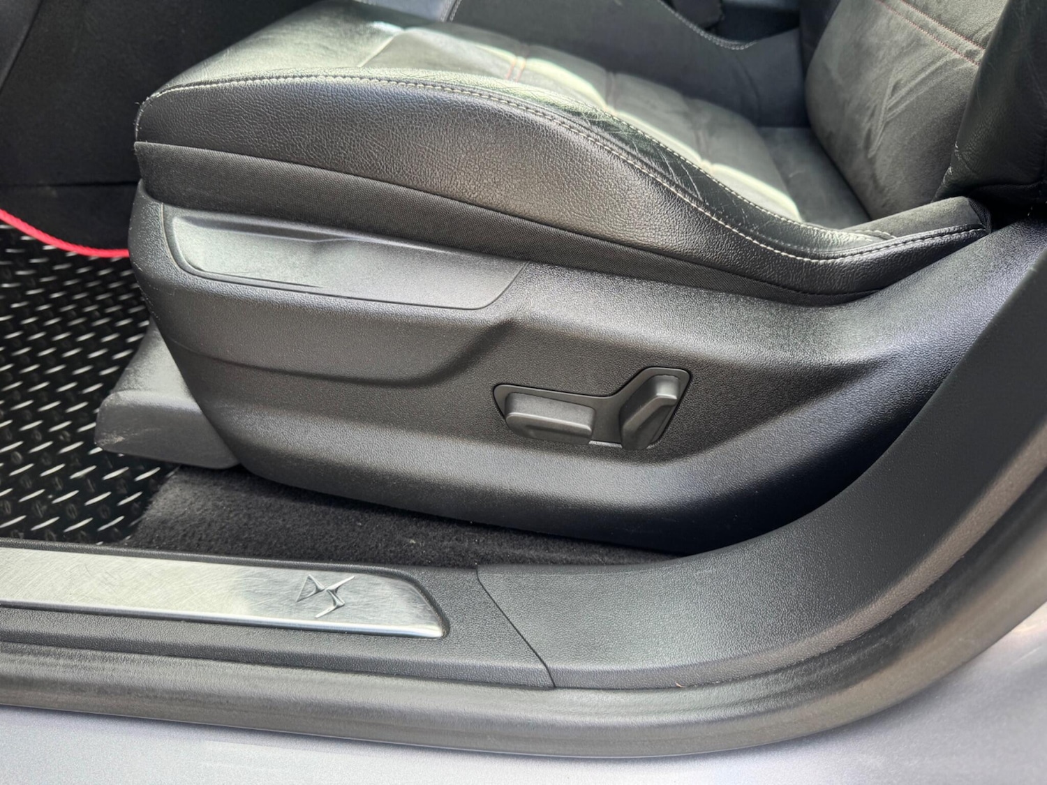 Used DS Automobiles DS 5 2017 for sale - 78071780: Photo 54