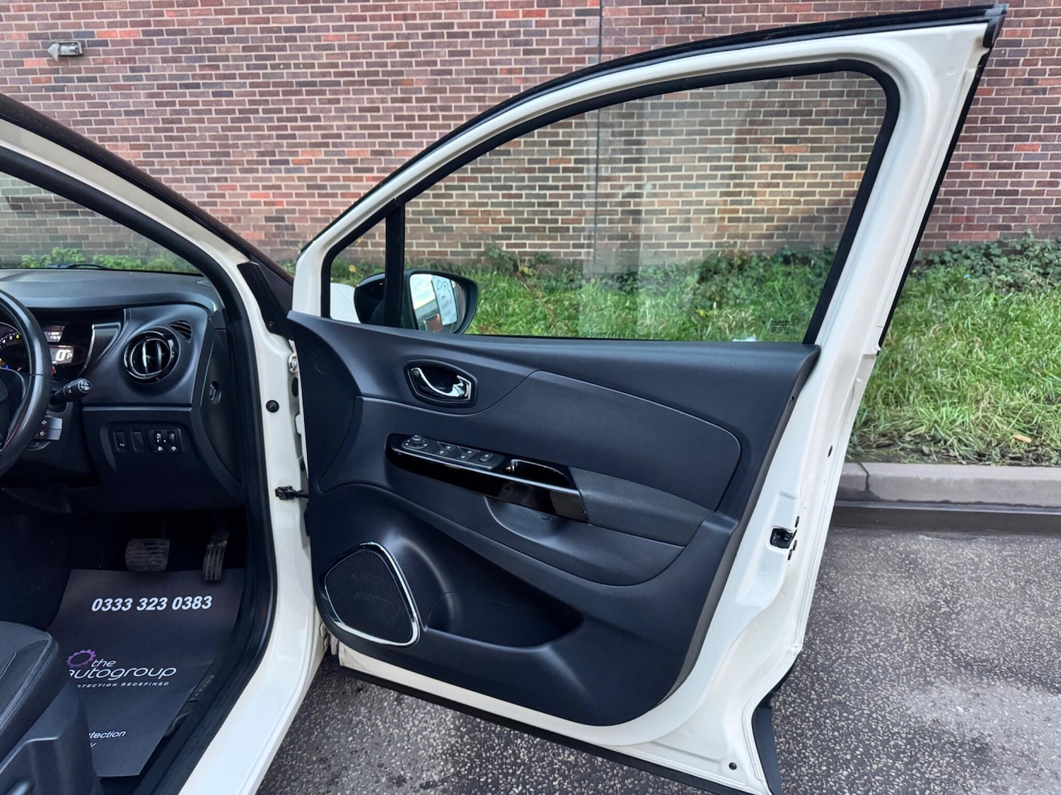 Used Renault Captur 2014 for sale - 76801730: Photo 33