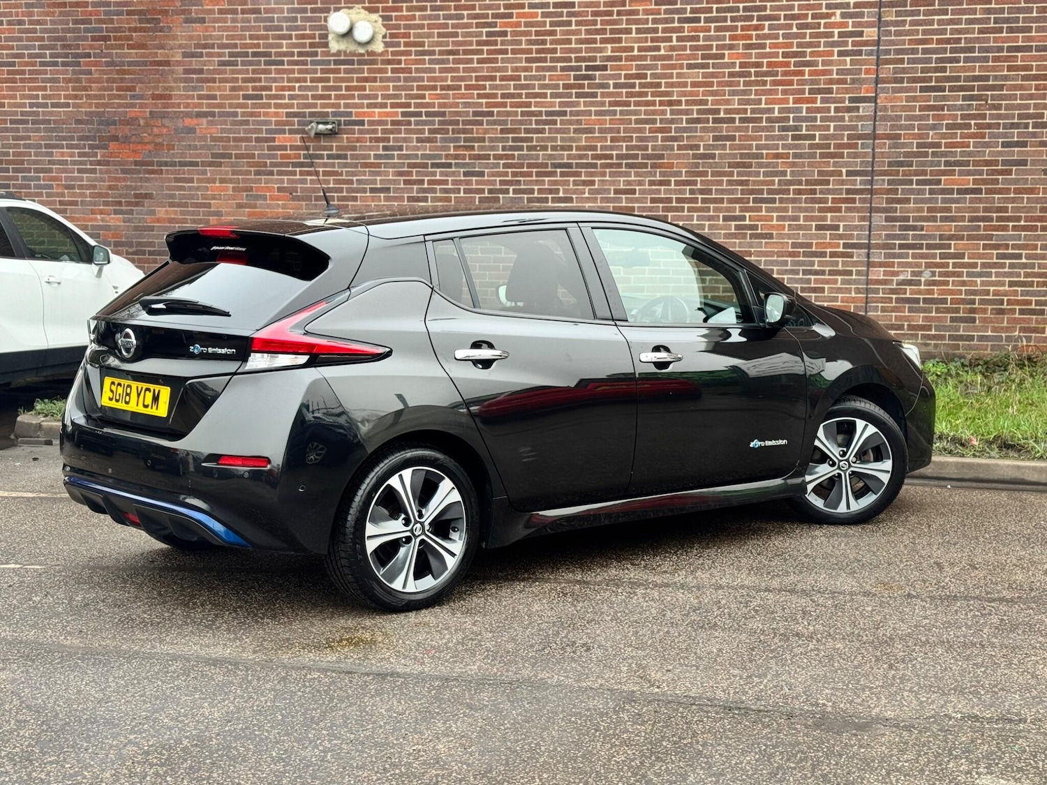 Used Nissan Leaf 2018 for sale - 77358478: Photo 17