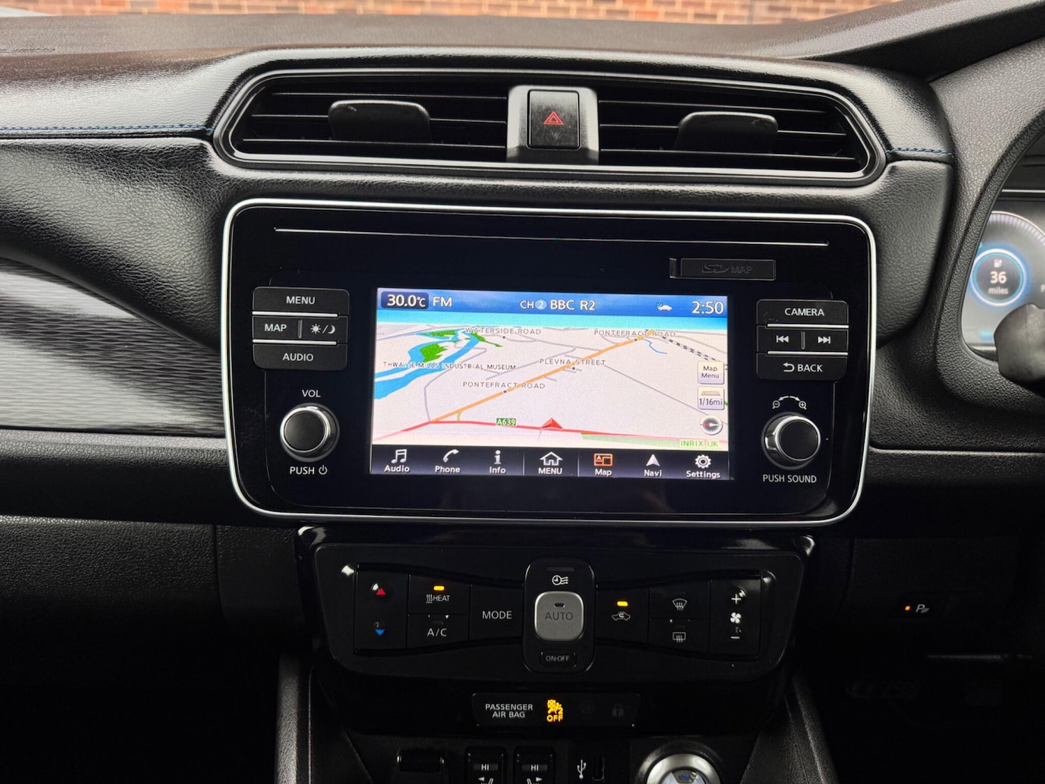 Used Nissan Leaf 2018 for sale - 77358478: Photo 18