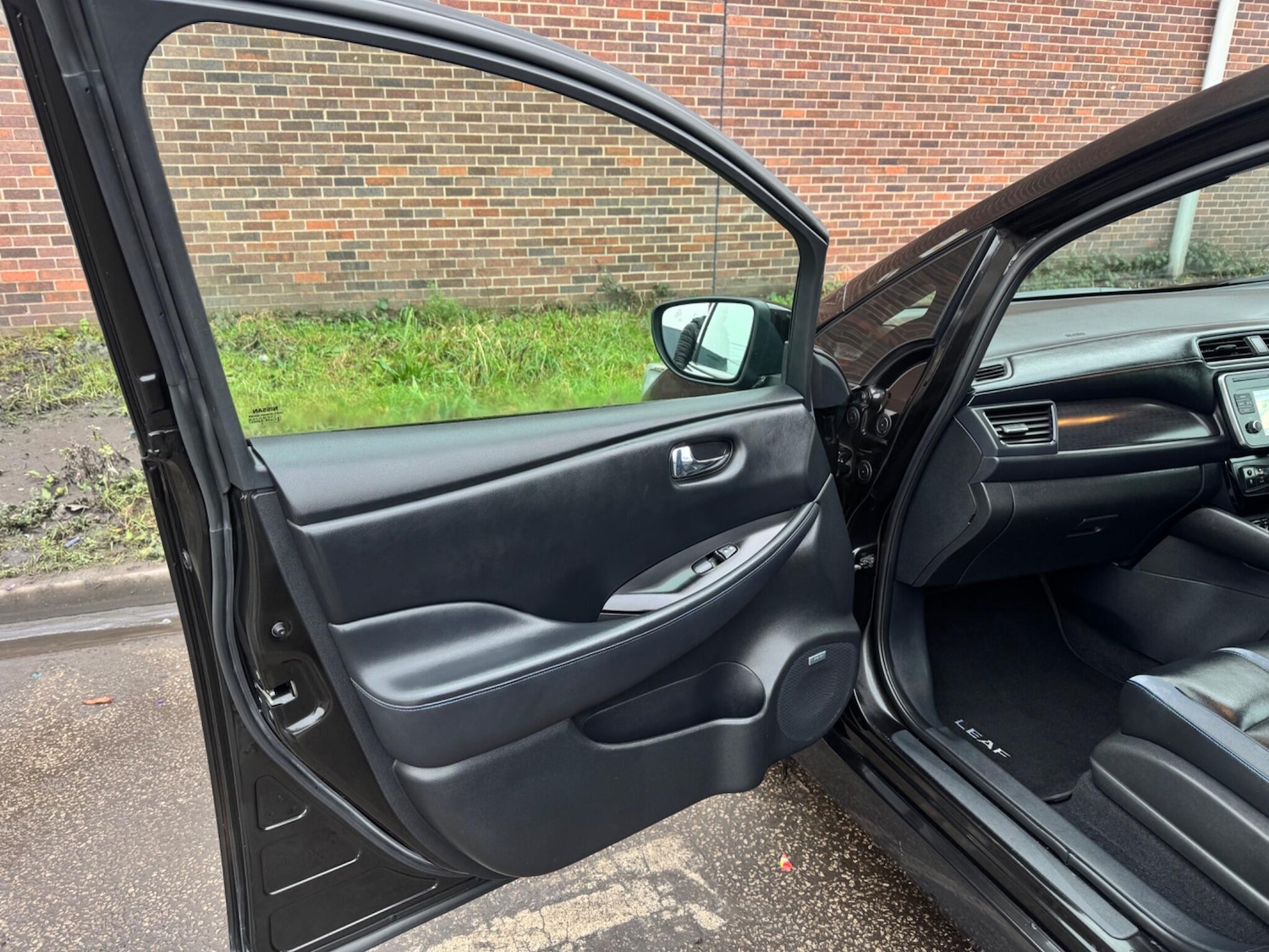 Used Nissan Leaf 2018 for sale - 77358478: Photo 34