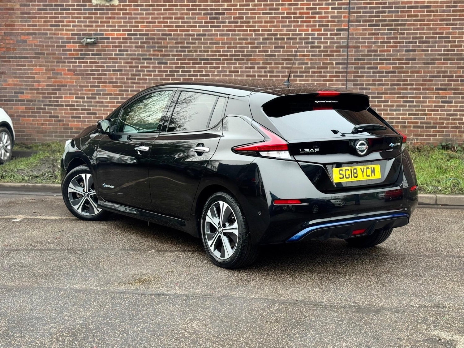Used Nissan Leaf 2018 for sale - 77358478: Photo 4