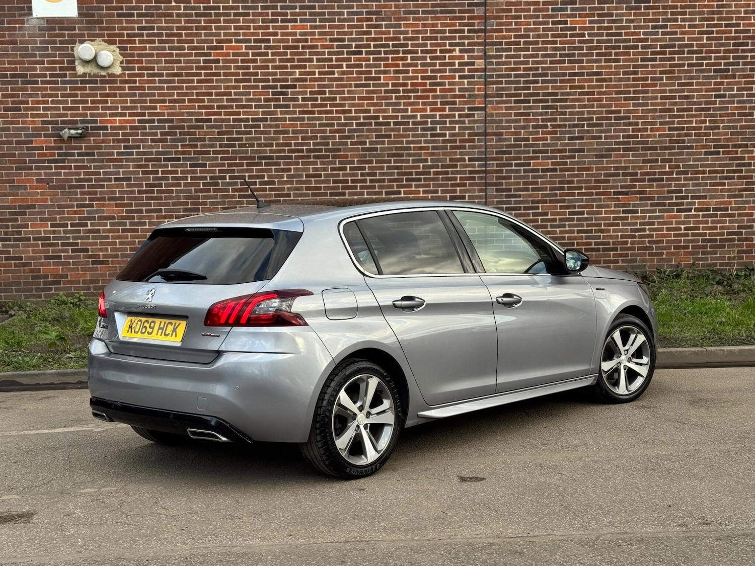 Used Peugeot 308 2020 for sale - 77839372: Photo 17