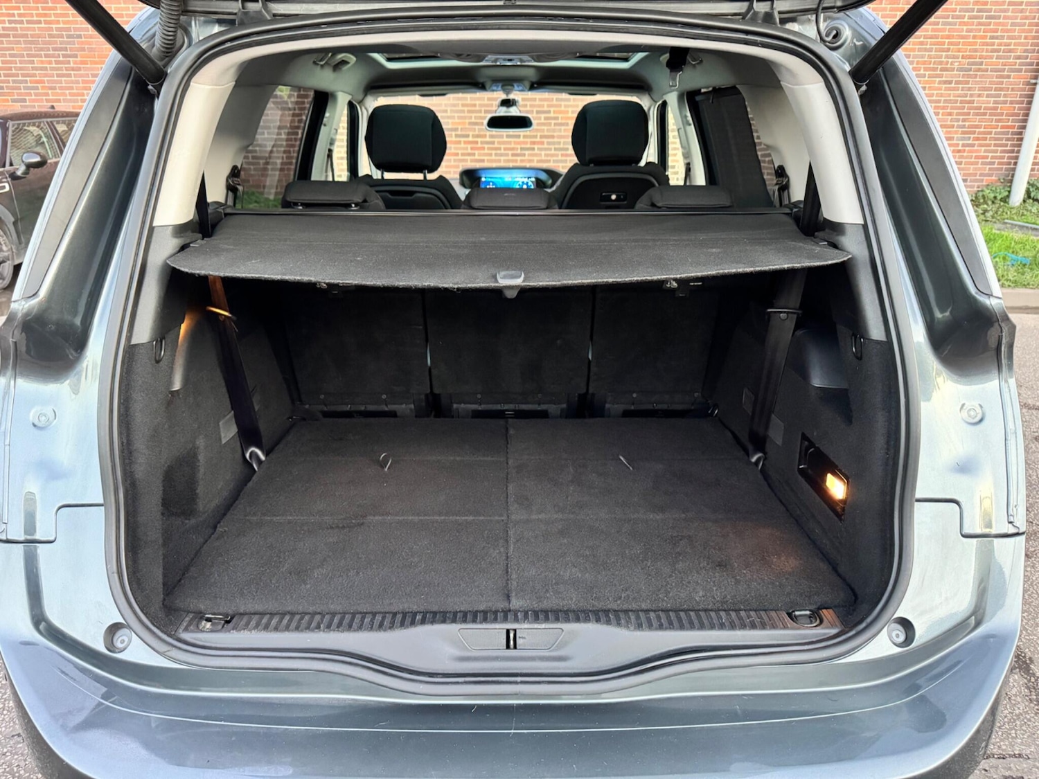 Used Citroen C4 Grand Picasso 2015 for sale - 76521758: Photo 23