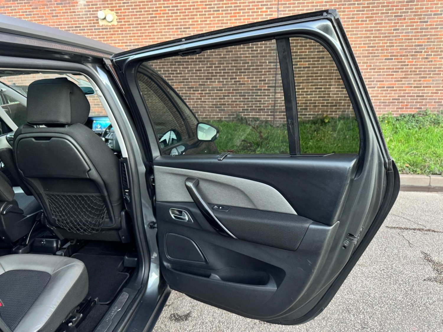 Used Citroen C4 Grand Picasso 2015 for sale - 76521758: Photo 38