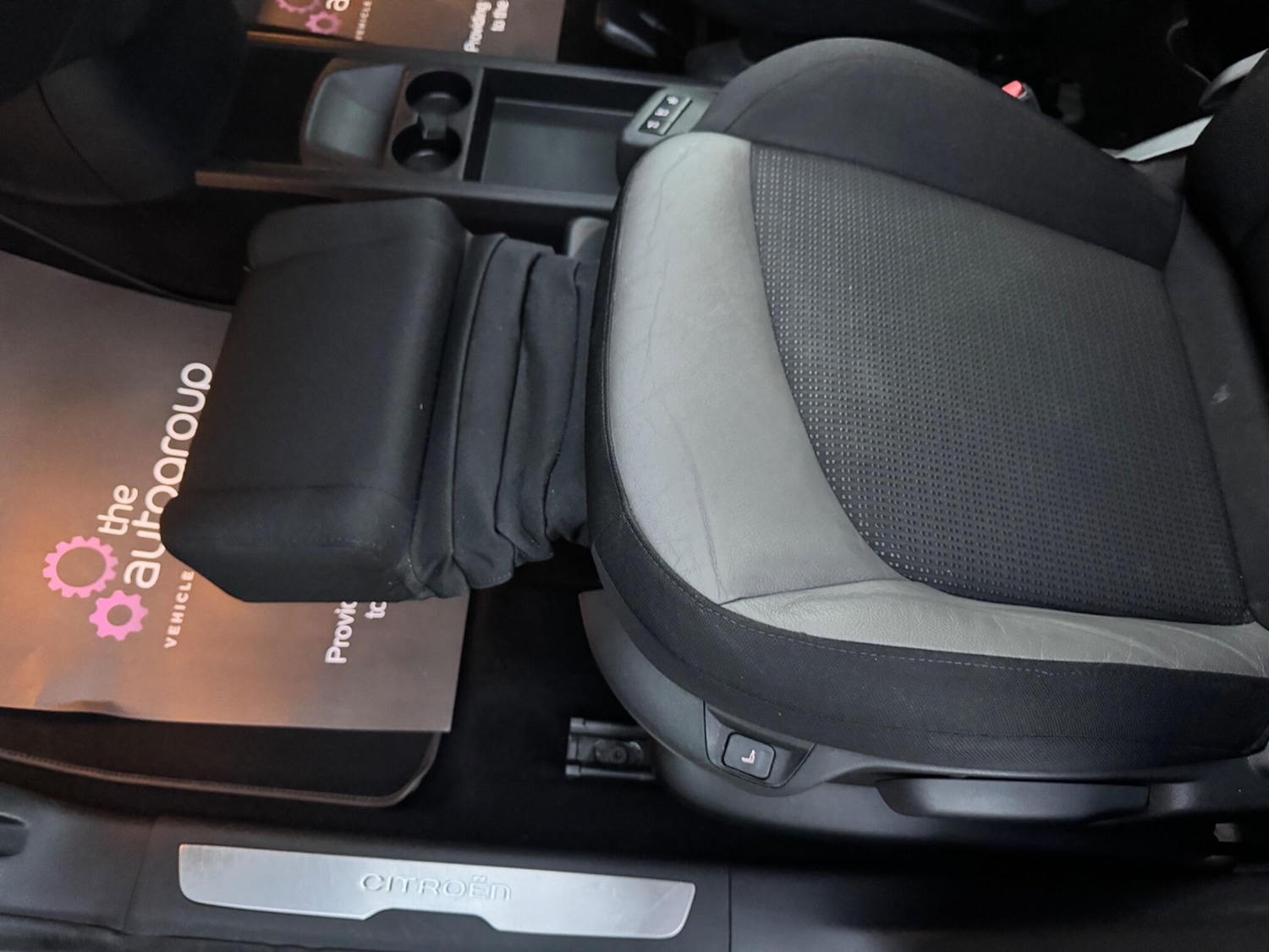 Used Citroen C4 Grand Picasso 2015 for sale - 76521758: Photo 44