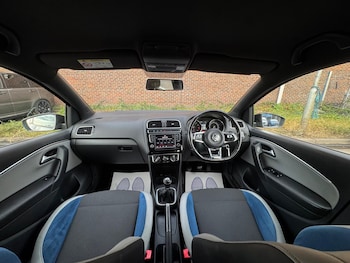 Used Volkswagen Polo 2015 for sale - 79540130: Photo