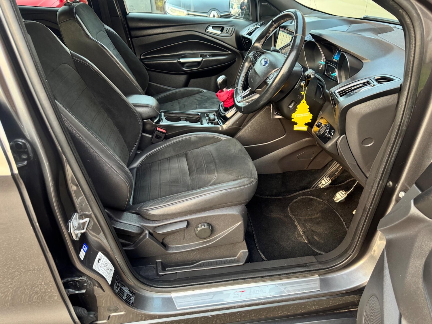 Used Ford Kuga for sale - 77807676: Photo 29