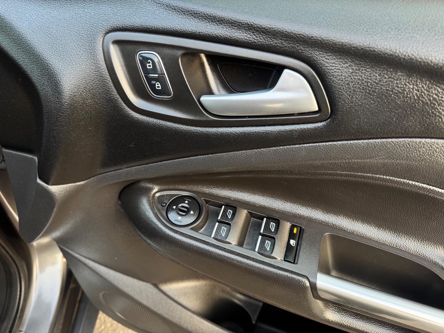 Used Ford Kuga for sale - 77807676: Photo 33