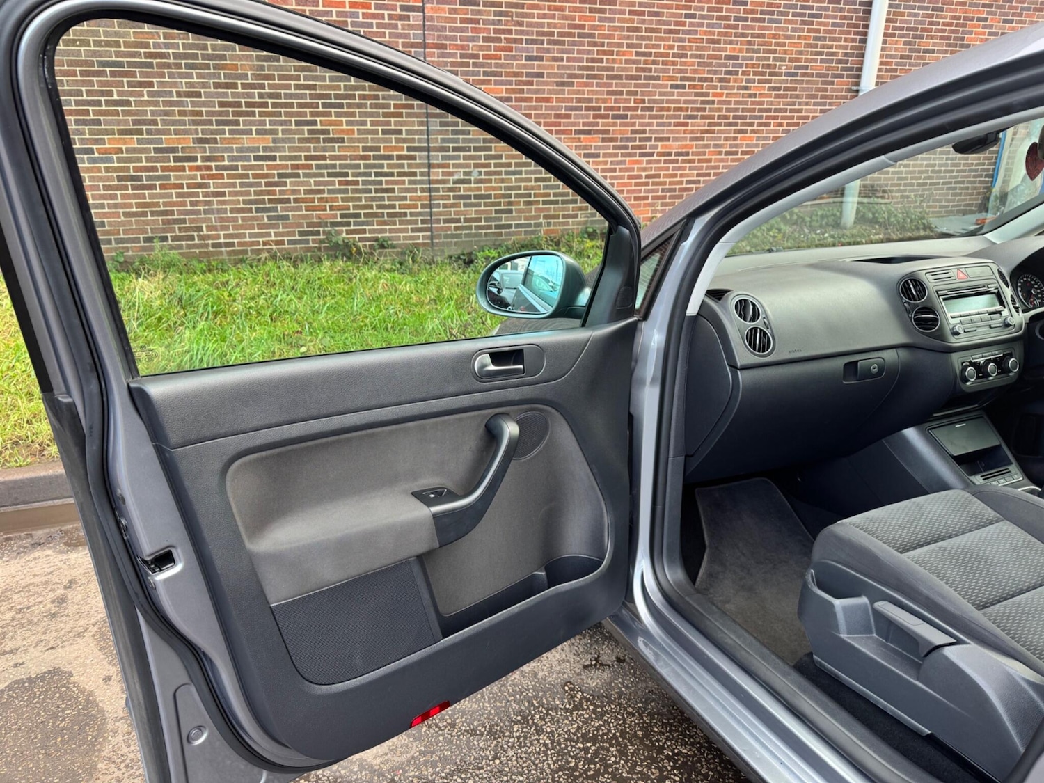 Used Volkswagen Golf Plus 2011 for sale - 77659125: Photo 21