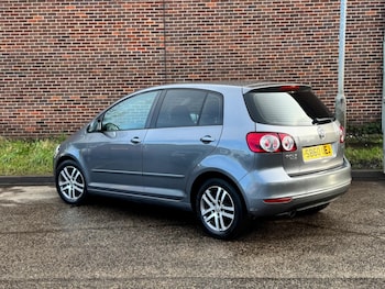 Used Volkswagen Golf Plus 2011 for sale - 77659125: Photo