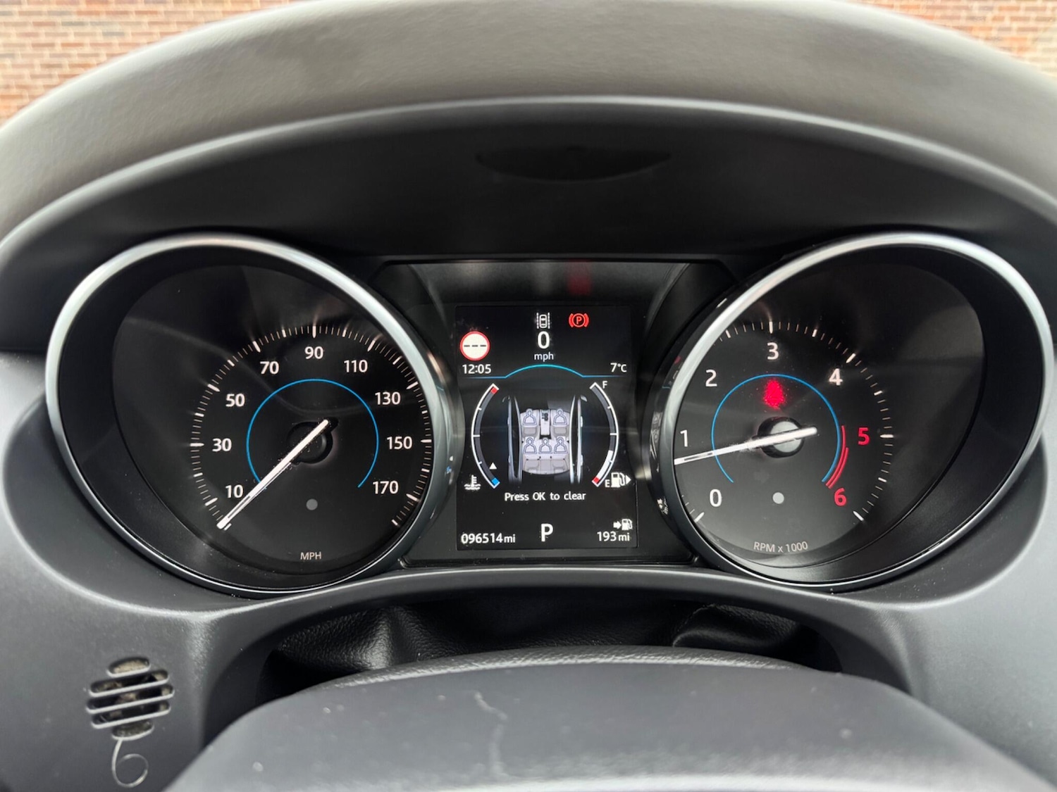 Used Jaguar XE 2017 for sale - 77304883: Photo 10