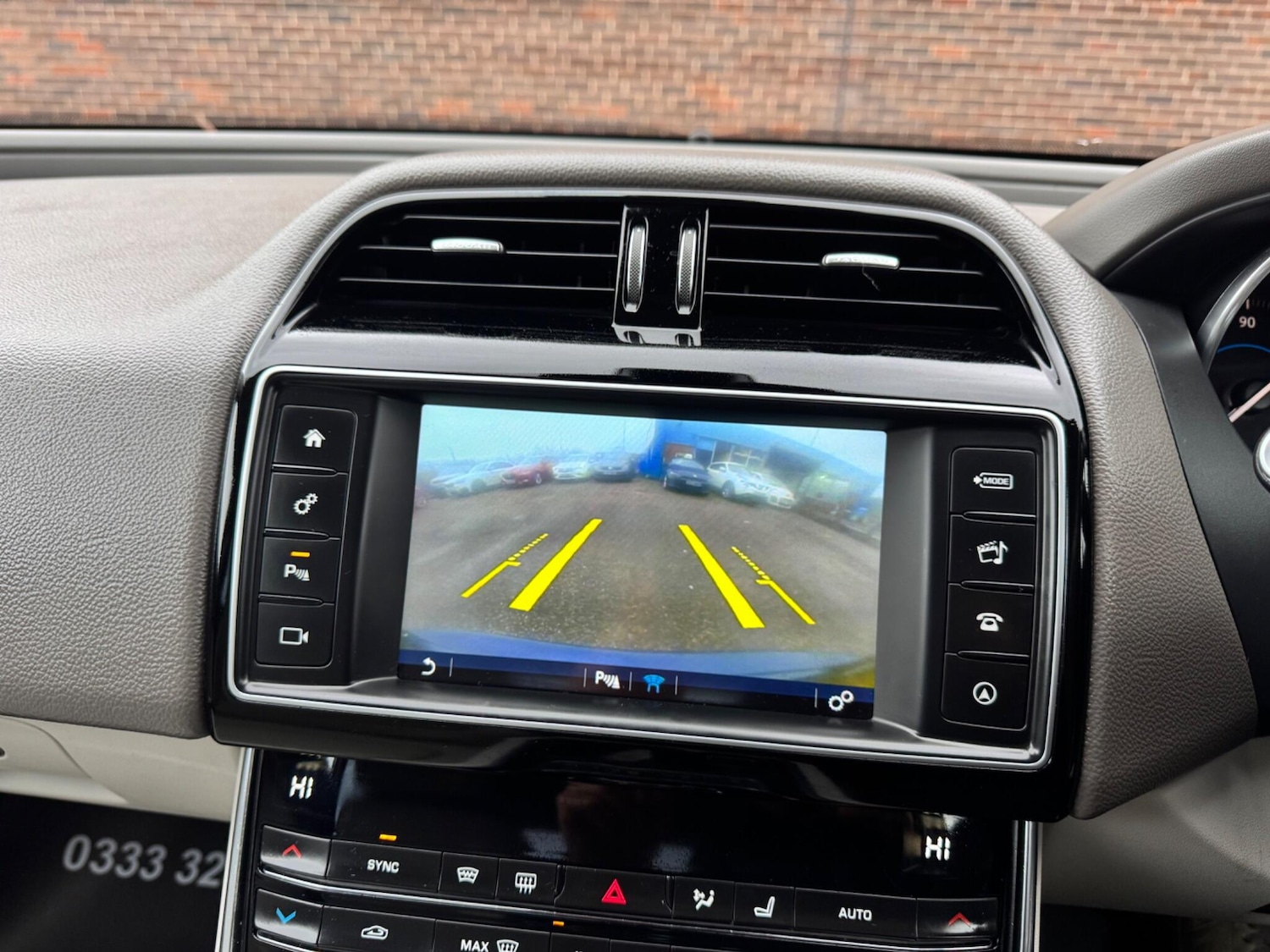 Used Jaguar XE 2017 for sale - 77304883: Photo 17