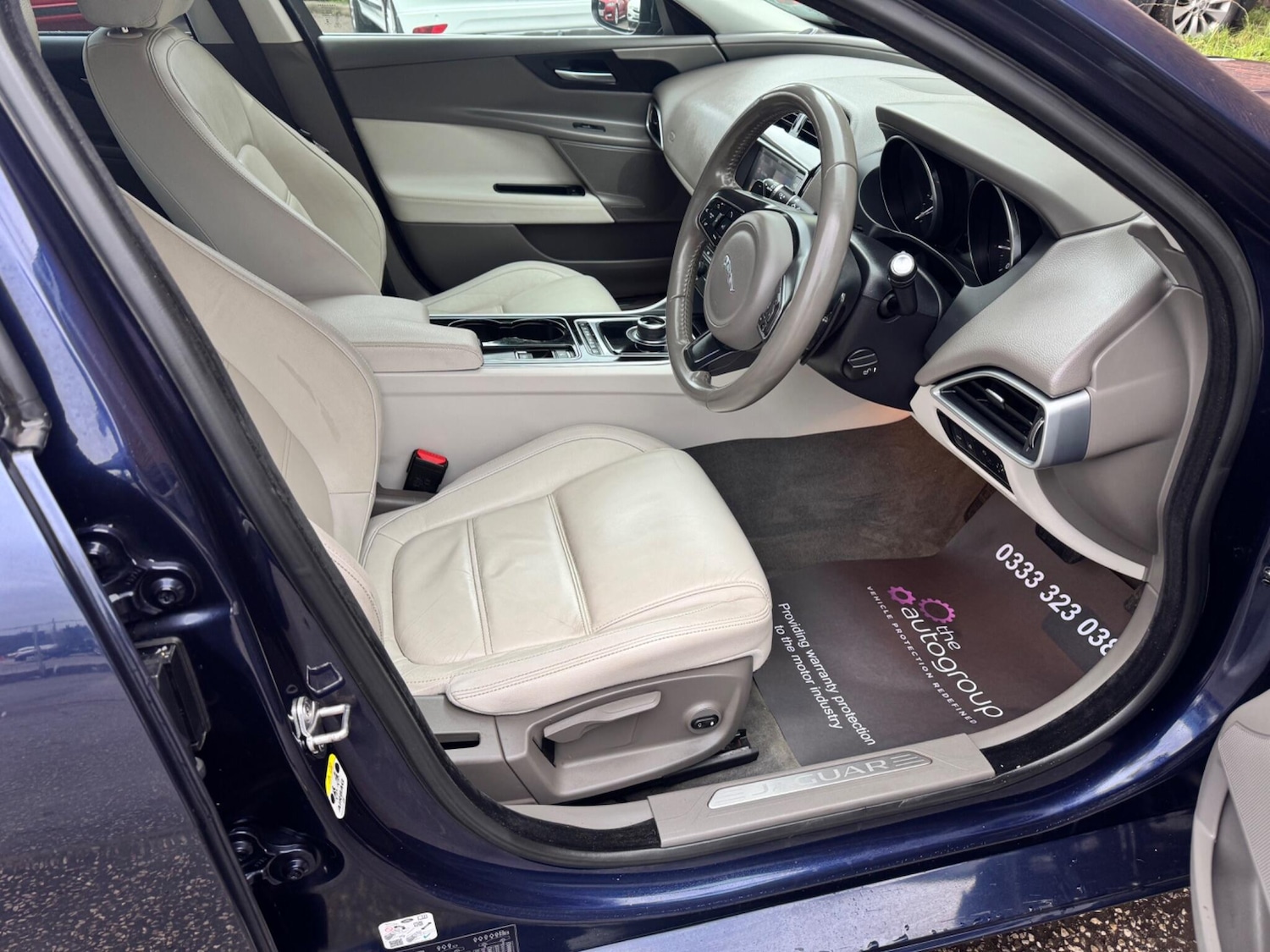 Used Jaguar XE 2017 for sale - 77304883: Photo 25