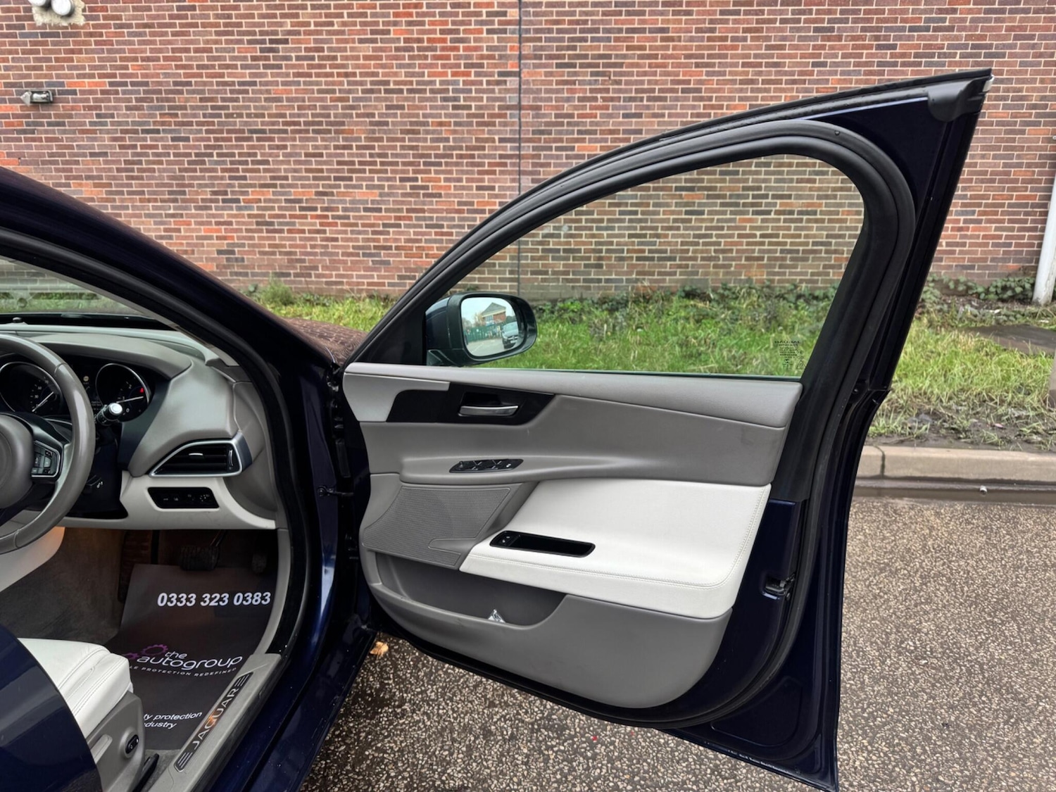 Used Jaguar XE 2017 for sale - 77304883: Photo 34