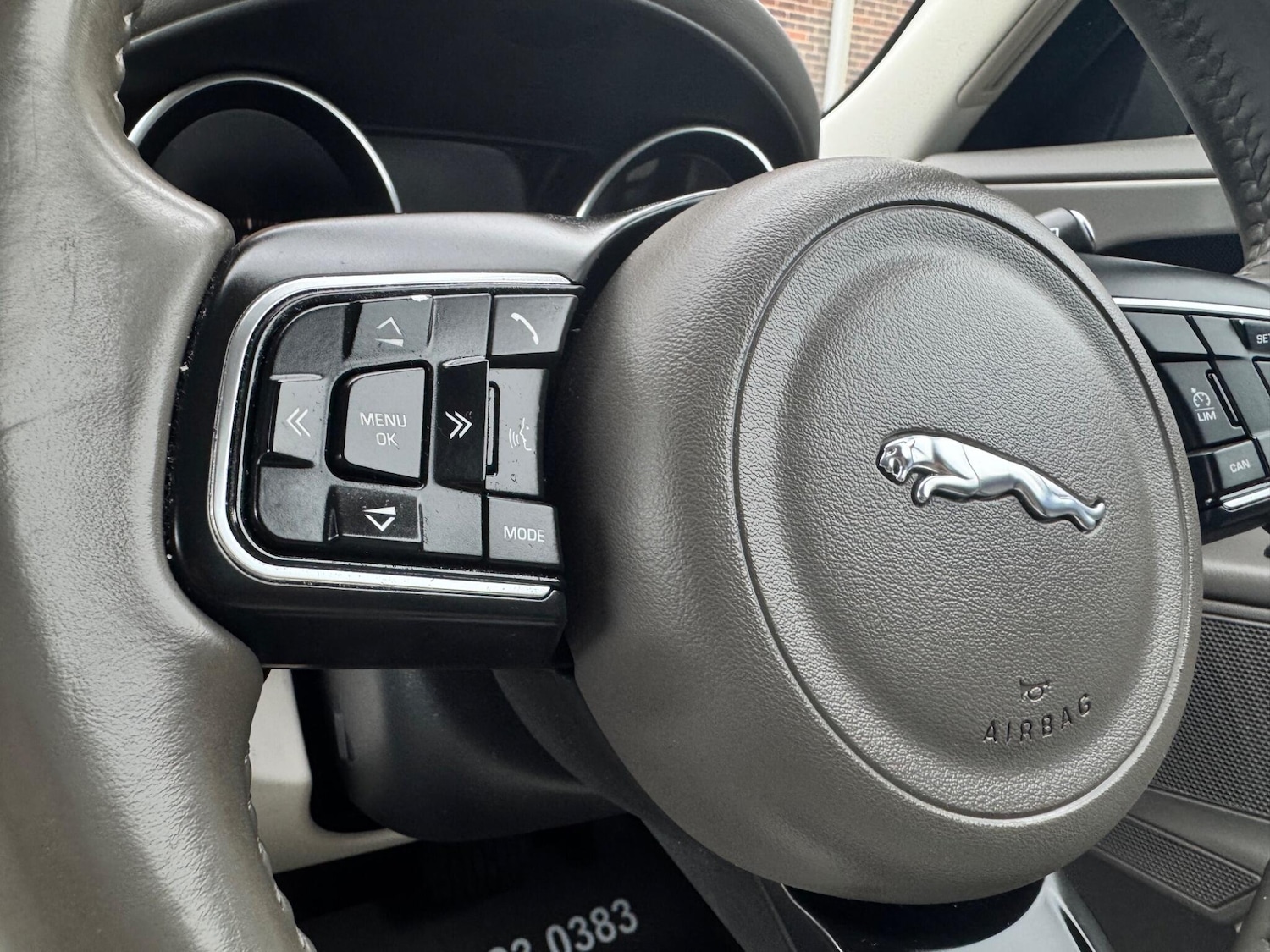 Used Jaguar XE 2017 for sale - 77304883: Photo 39