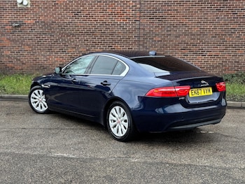Used Jaguar XE 2017 for sale - 77304883: Photo