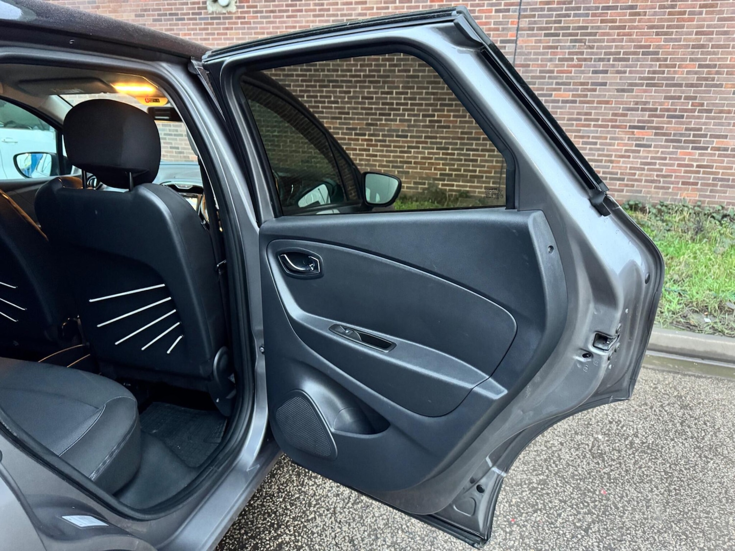 Used Renault Captur 2017 for sale - 77440780: Photo 37