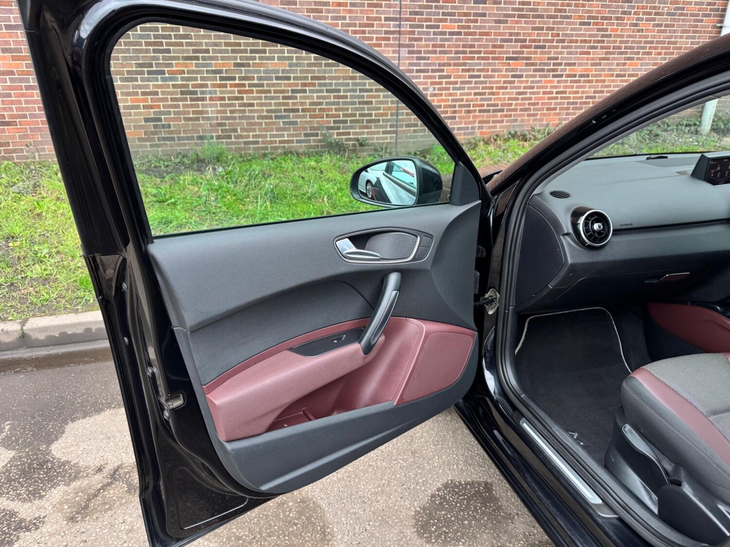 Used Audi A1 for sale - 77683940: Photo 31