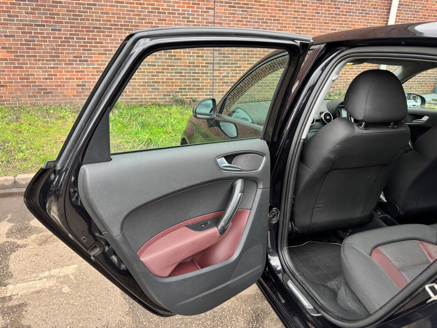 Used Audi A1 for sale - 77683940: Photo 32