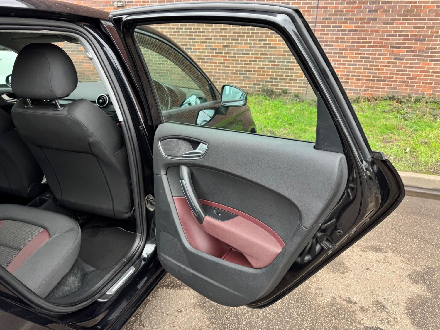 Used Audi A1 for sale - 77683940: Photo 34