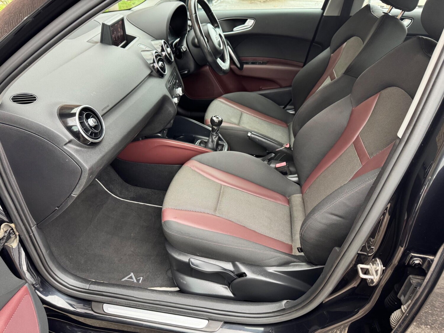 Used Audi A1 for sale - 77683940: Photo 43