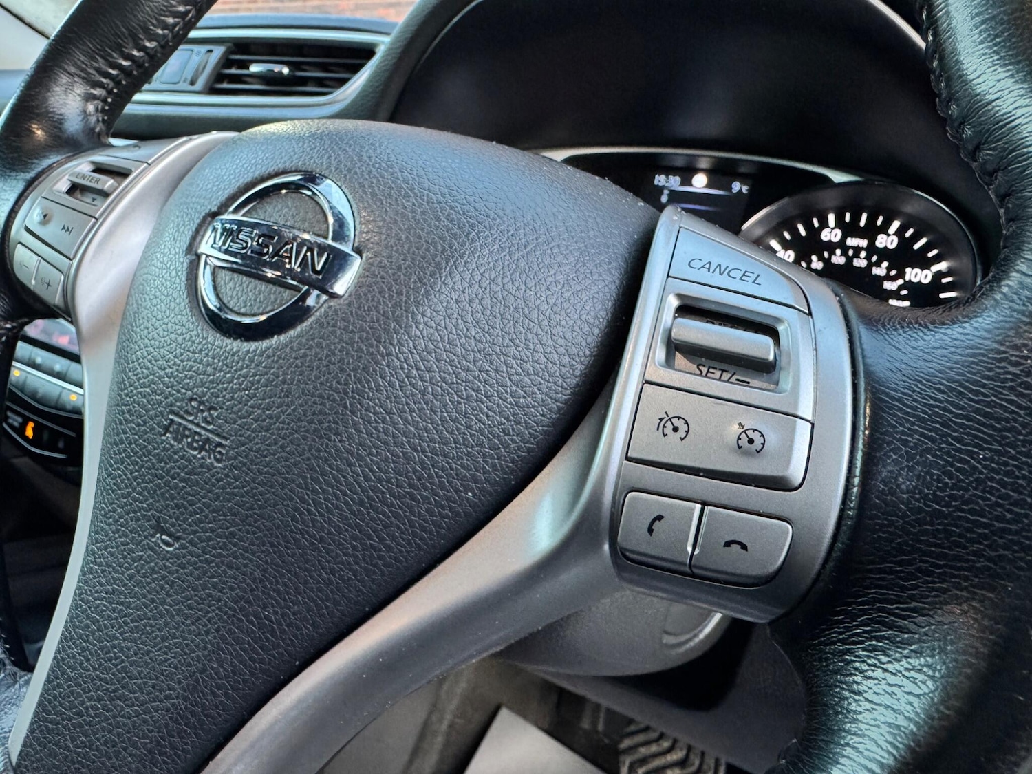 Used Nissan X-Trail for sale - 76780568: Photo 43