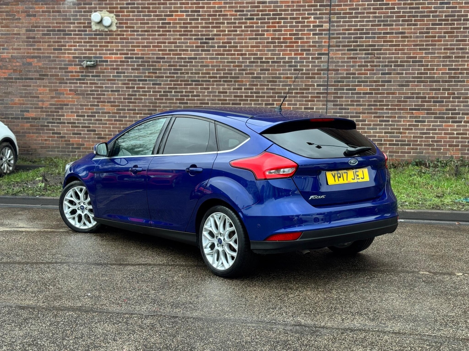 Used Ford Focus 2017 for sale - 77612698: Photo 4