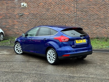 Used Ford Focus 2017 for sale - 77612698: Photo