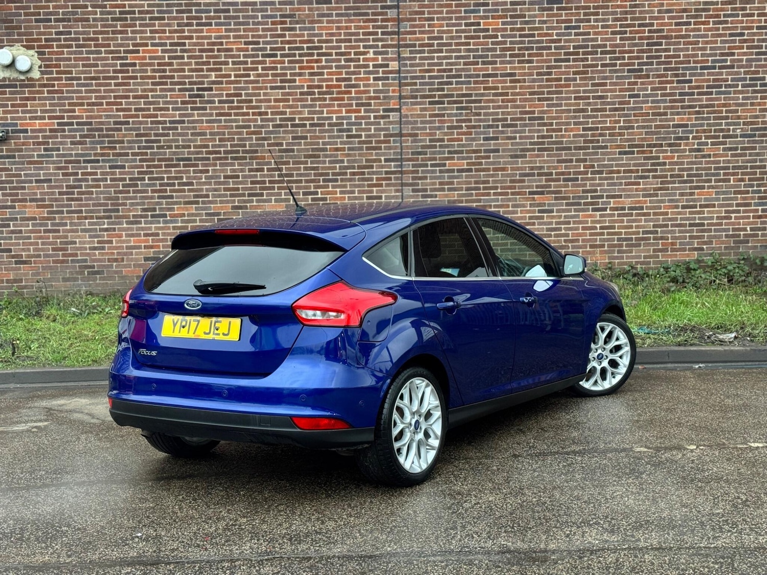 Used Ford Focus 2017 for sale - 77612698: Photo 6