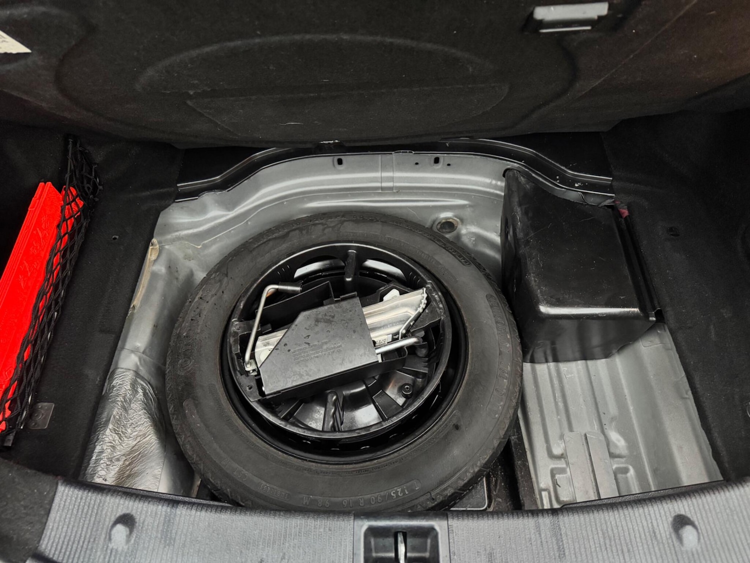 Used Mercedes-Benz C Class 2013 for sale - 77523594: Photo 19