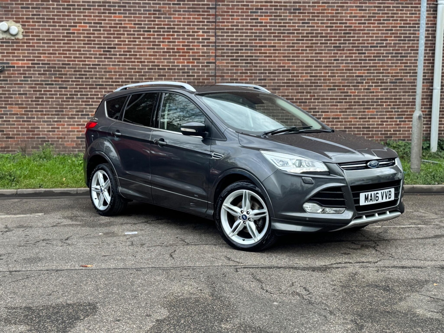 Used Ford Kuga 2016 for sale - 76432082: Photo 1