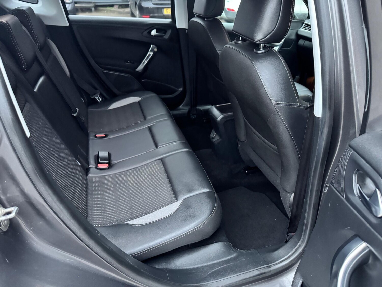 Used Peugeot 2008 2018 for sale - 77479139: Photo 27