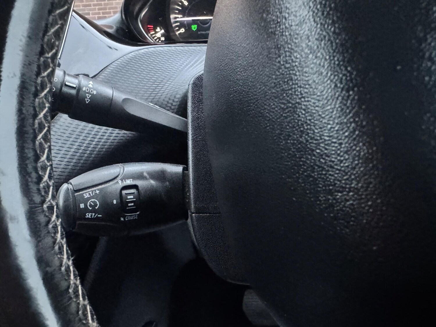 Used Peugeot 2008 2018 for sale - 77479139: Photo 28