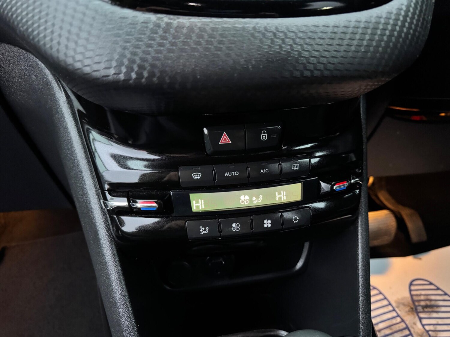 Used Peugeot 2008 2018 for sale - 77479139: Photo 29