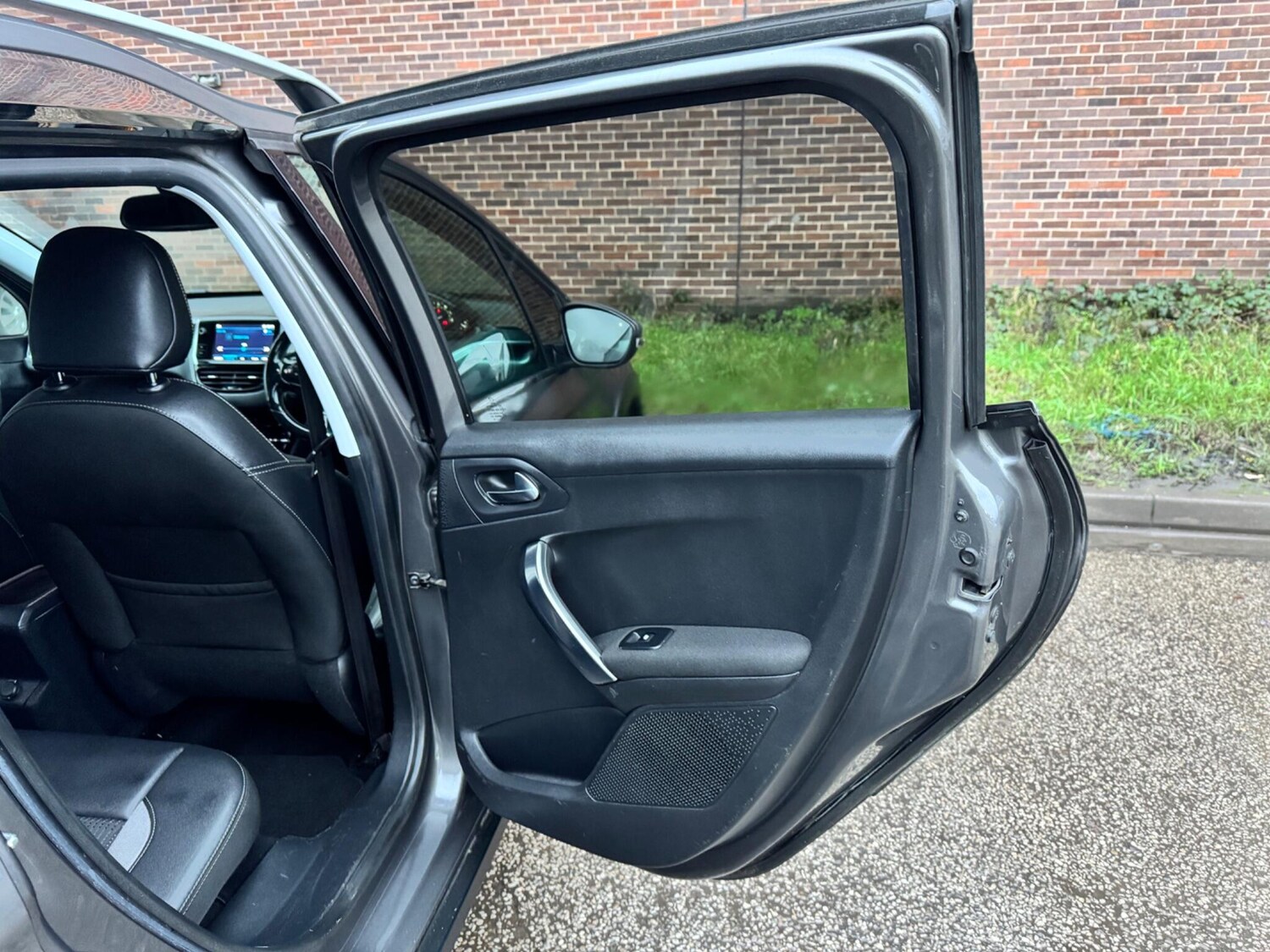 Used Peugeot 2008 2018 for sale - 77479139: Photo 35