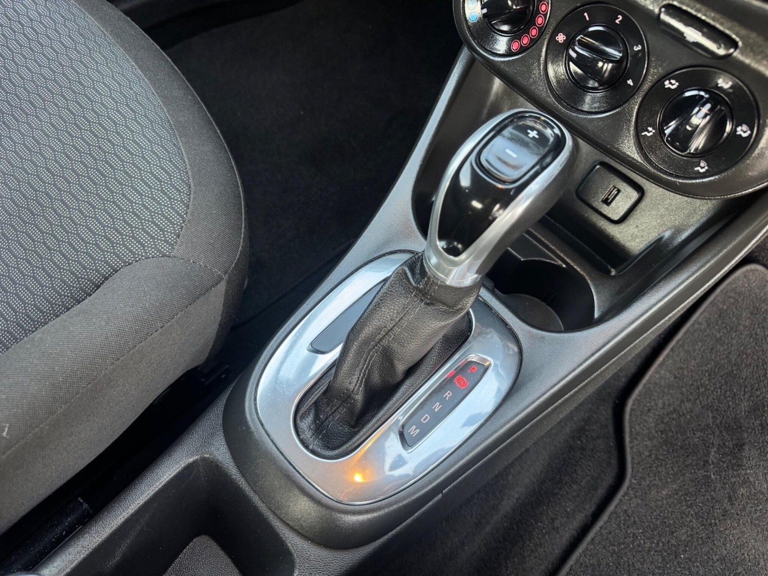 Used Vauxhall Corsa 2017 for sale - 78157407: Photo 24