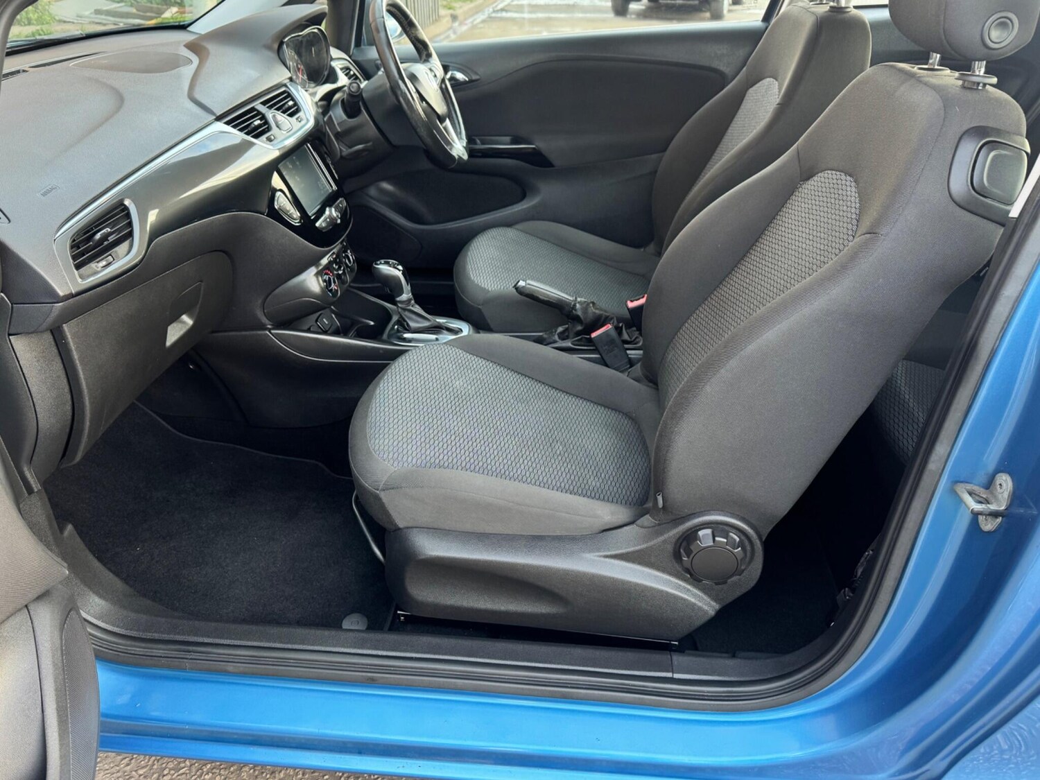 Used Vauxhall Corsa 2017 for sale - 78157407: Photo 42