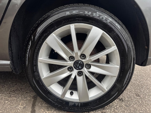 Used Volkswagen Polo 2015 for sale - 76282869: Photo 33