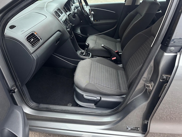 Used Volkswagen Polo 2015 for sale - 76282869: Photo 38