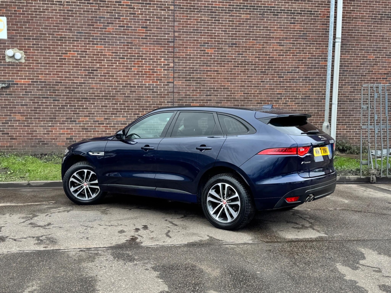 Used Jaguar F-Pace 2017 for sale - 77908658: Photo 12