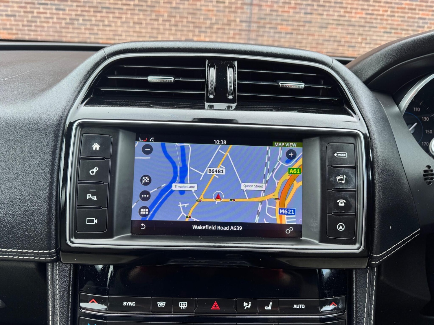 Used Jaguar F-Pace 2017 for sale - 77908658: Photo 17