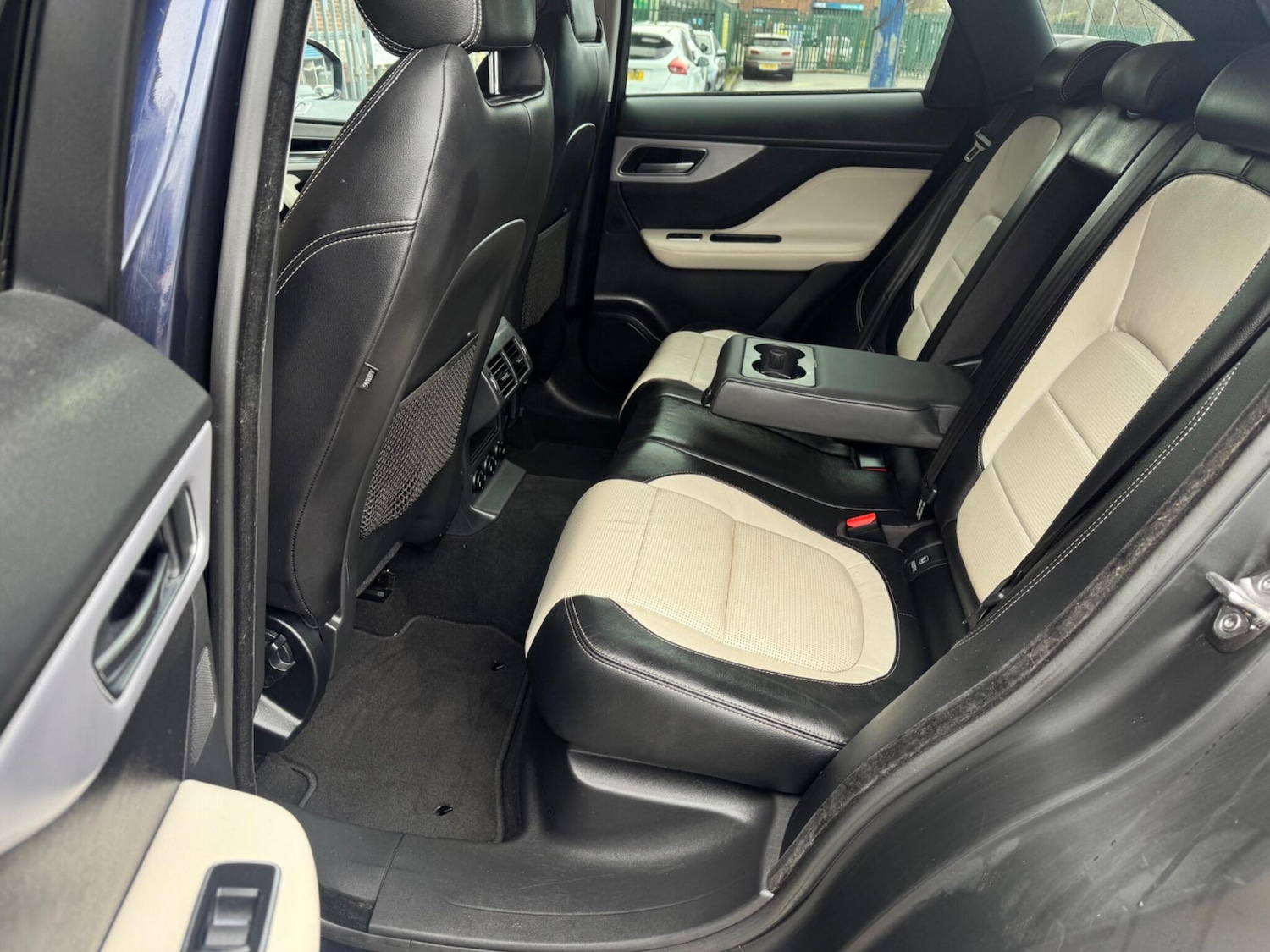 Used Jaguar F-Pace 2017 for sale - 77908658: Photo 29