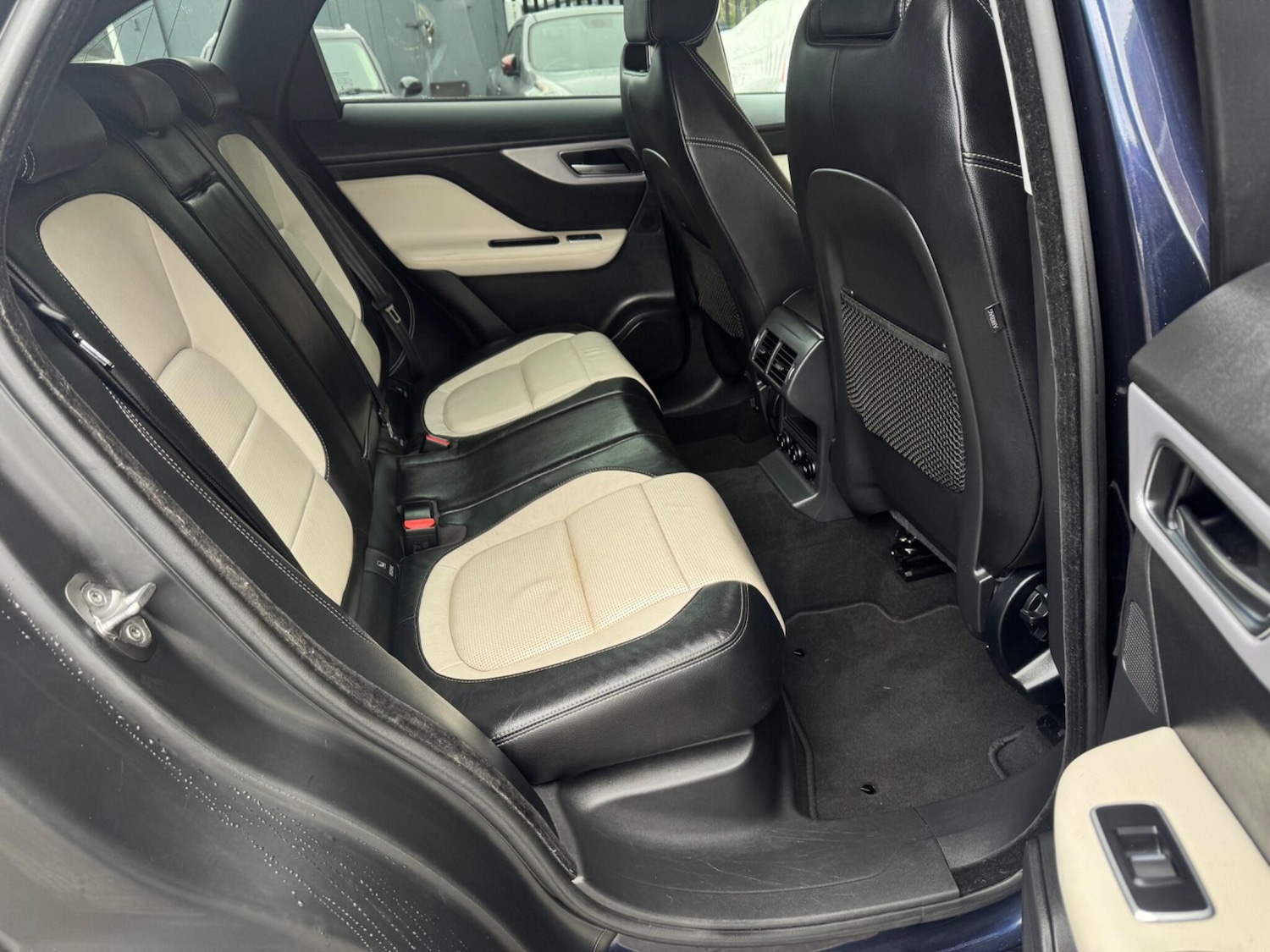 Used Jaguar F-Pace 2017 for sale - 77908658: Photo 30