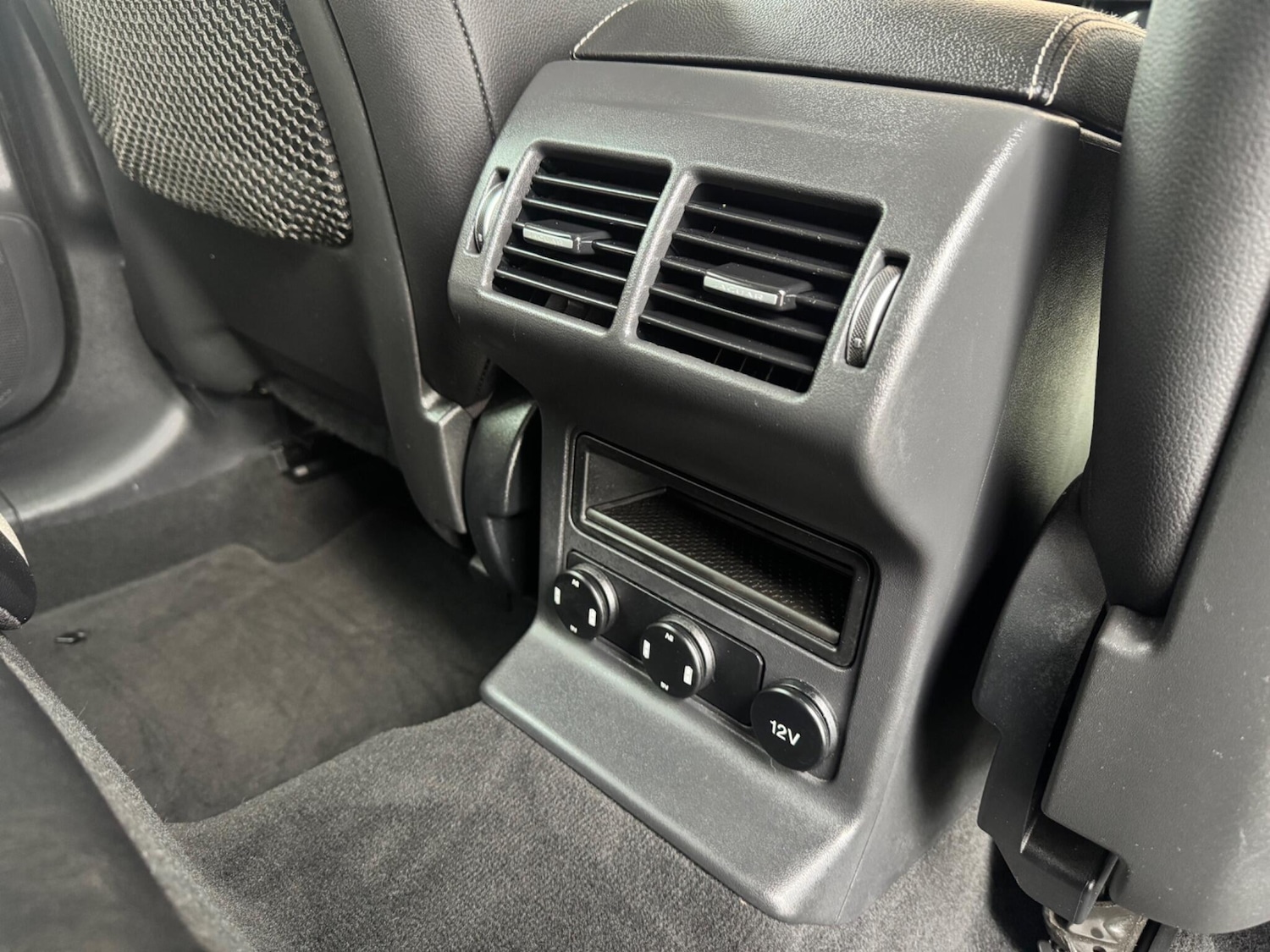 Used Jaguar F-Pace 2017 for sale - 77908658: Photo 32